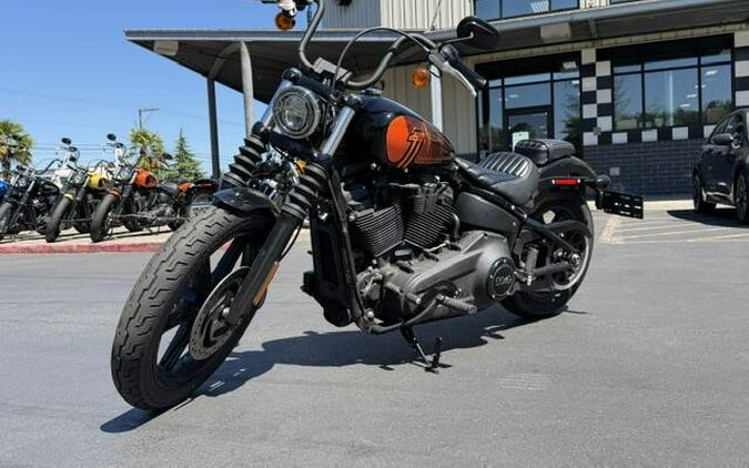 2022 Harley-Davidson Street Bob 114 Vivid Black