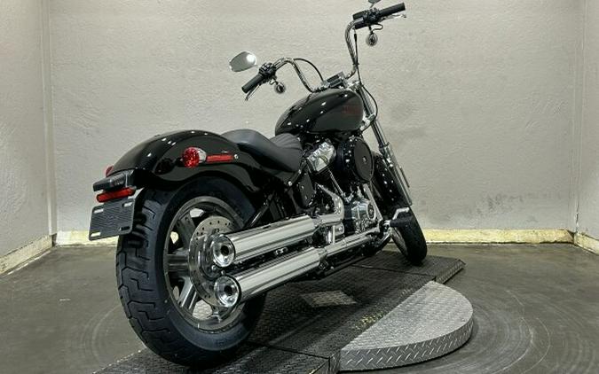 Harley-Davidson Softail Standard 2024 FXST 84385879 VIVID BLACK