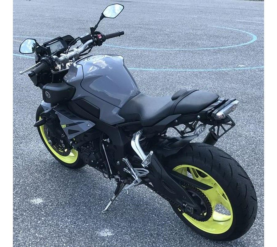 2017 Yamaha FZ-10