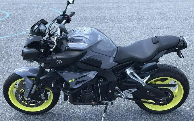 2017 Yamaha FZ-10