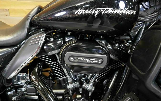 FLHXSE 2017 CVO Street Glide