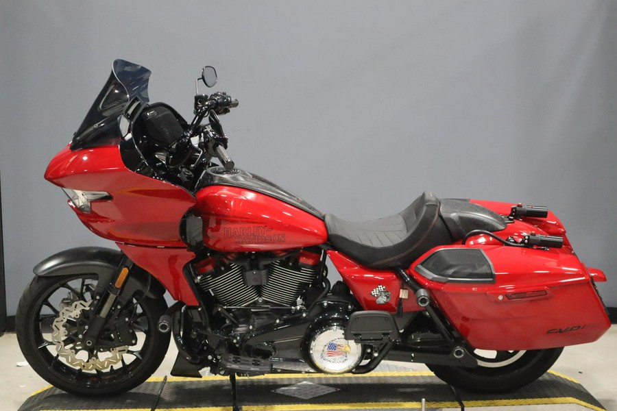 2025 Harley-Davidson CVO Road Glide ST Rally Red