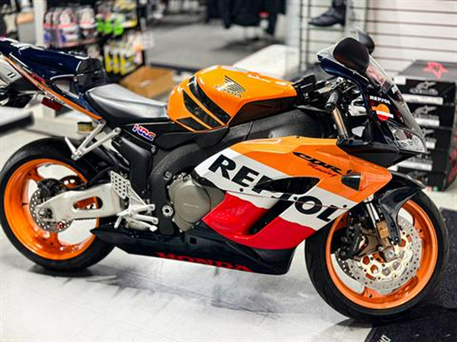 2005 Honda CBR®1000RR Repsol