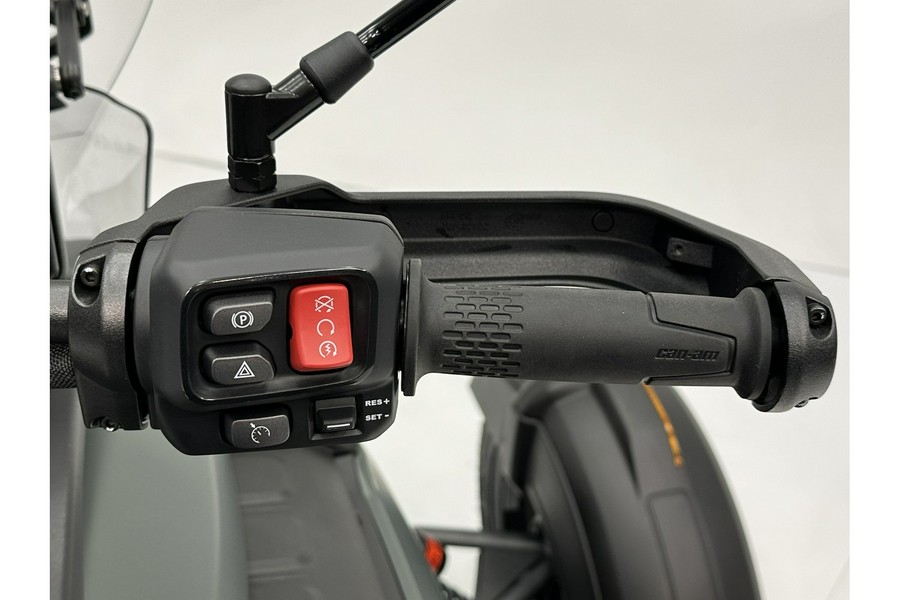 2025 Can-Am Canyon Redrock