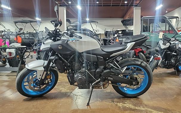 2025 Yamaha MT-07