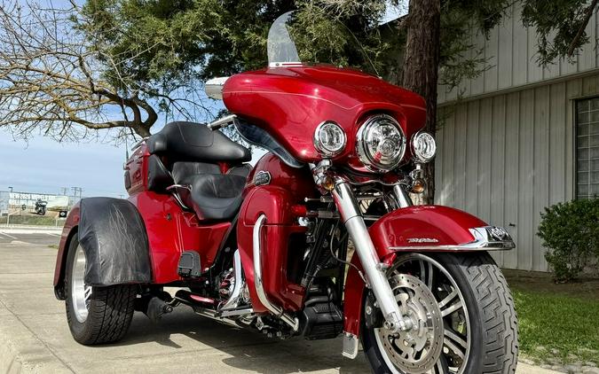 2013 Harley-Davidson® FLHTCUTG - Tri Glide® Ultra Classic®