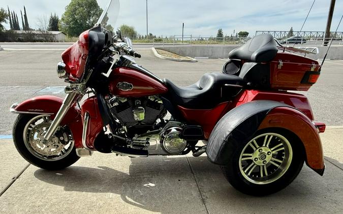2013 Harley-Davidson® FLHTCUTG - Tri Glide® Ultra Classic®