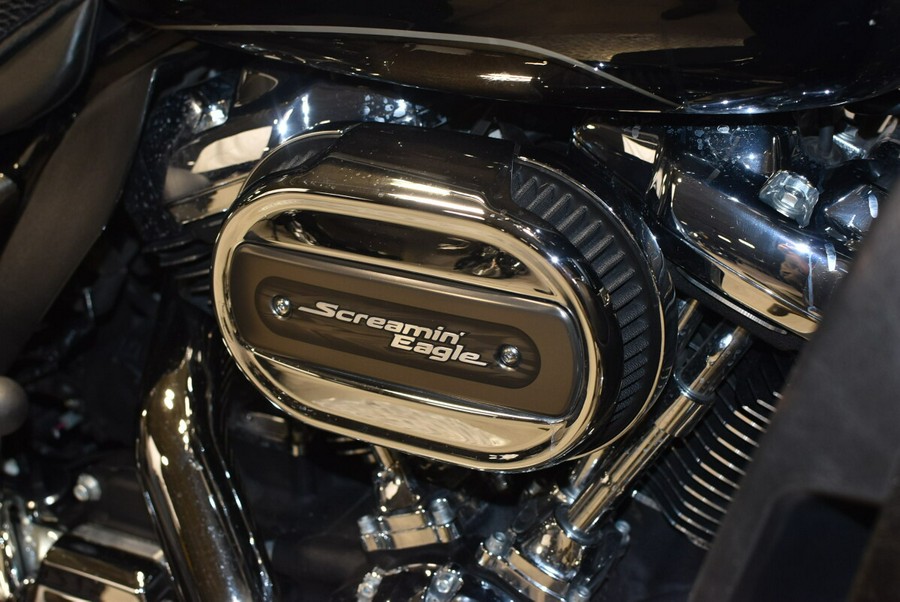 2020 Harley-Davidson Tri Glide Ultra FLHTCUTG