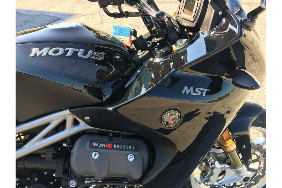 2018 Motus MST