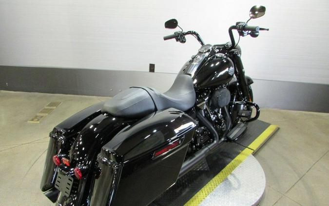 2025 Harley-Davidson® FLHRXS - Road King® Special