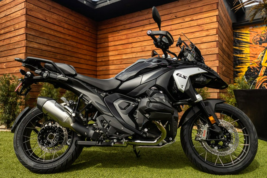2026 BMW R 1300 GS TRIPLE BLACK