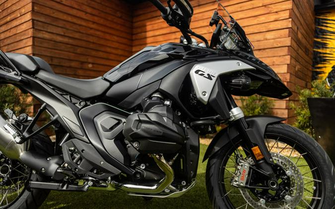 2026 BMW R 1300 GS TRIPLE BLACK