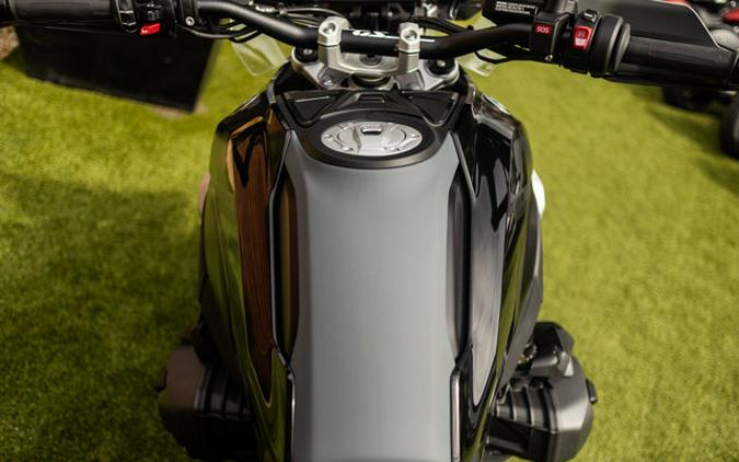 2026 BMW R 1300 GS TRIPLE BLACK