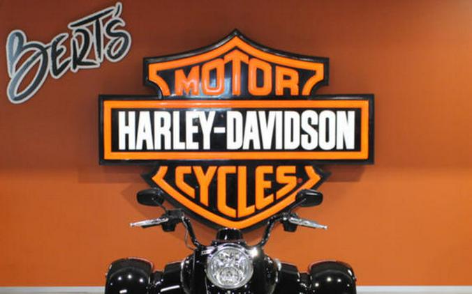 2023 Harley-Davidson® FLRT - Freewheeler®