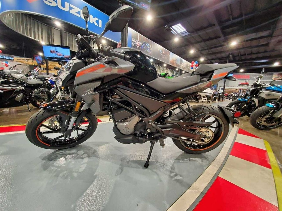 2023 CFMoto 300NK