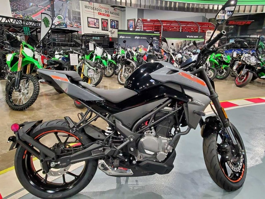 2023 CFMoto 300NK