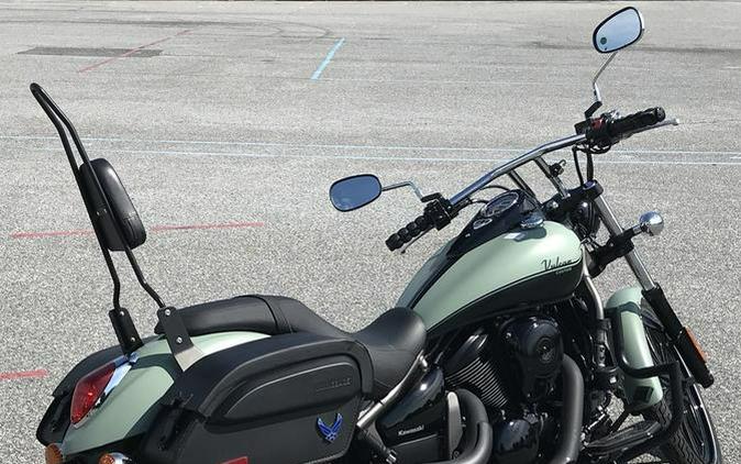 2023 Kawasaki Vulcan® 900 Custom