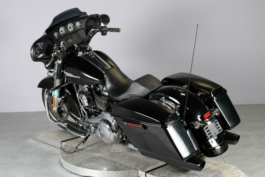 2017 Harley-Davidson Street Glide Special