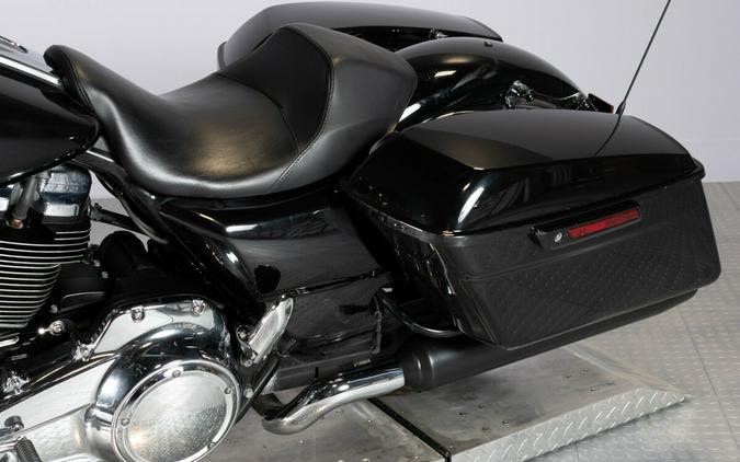 2017 Harley-Davidson Street Glide Special