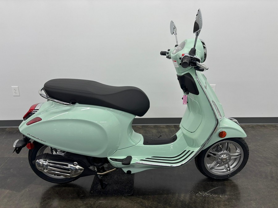 2025 Vespa Primavera 50
