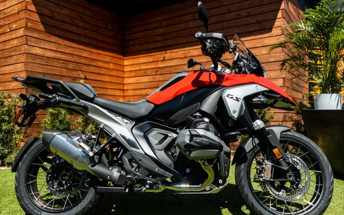 2026 BMW R 1300 GS RACING RED