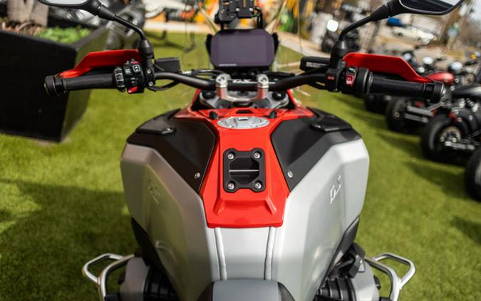 2026 BMW R 1300 GS RACING RED