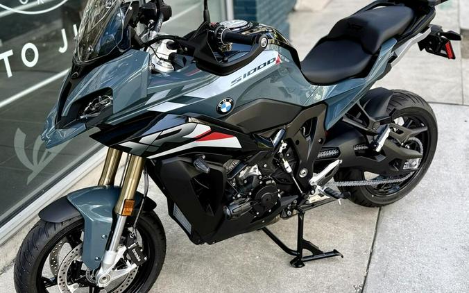 2026 BMW S 1000 XR