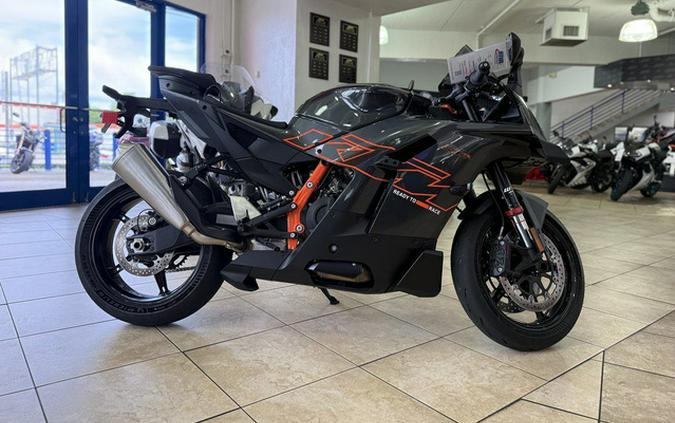 2026 KTM RC 990 R