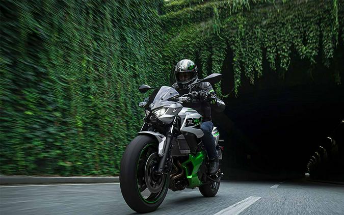 2024 Kawasaki Z7 Hybrid ABS