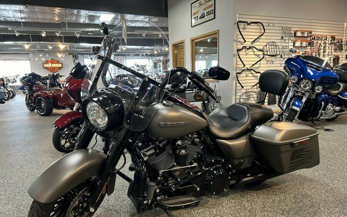 2018 Harley-Davidson® FLHRXS Road King® Special