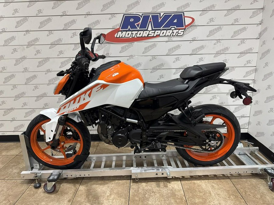2024 KTM Duke 250