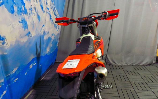 2027 KTM XC 250 W