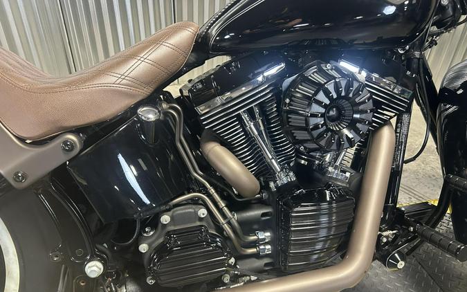 2014 Harley-Davidson CVO Softail Deluxe BLACK W/ PINSTRIPE