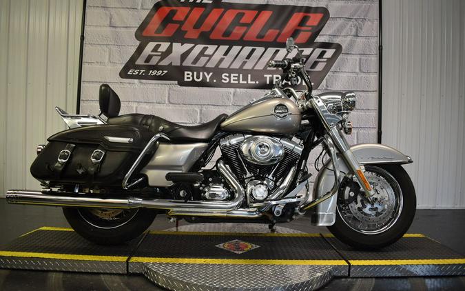 2009 Harley-Davidson® FLHRC - Road King® Classic