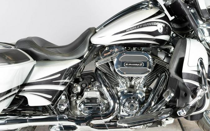 2015 Harley-Davidson CVO Street Glide