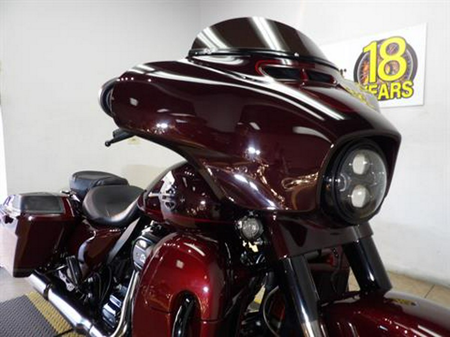 2019 Harley-Davidson CVO™ Street Glide®