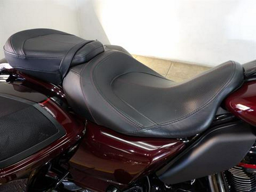 2019 Harley-Davidson CVO™ Street Glide®