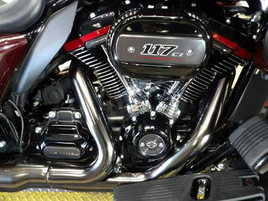 2019 Harley-Davidson CVO™ Street Glide®