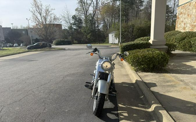 2012 Harley-Davidson® Switchback™ BRIL SILVER