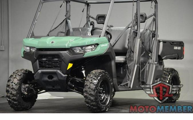 2026 Can-Am Defender MAX HD7