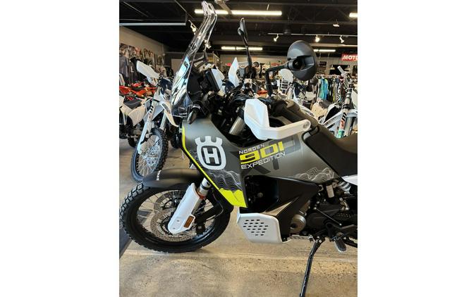 2027 901 Norden Expedition - Husqvarna Motorcycles