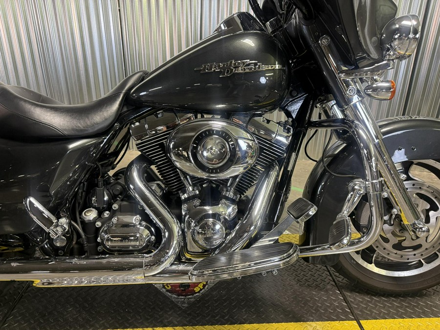 2009 Harley-Davidson Street Glide BLACK PEARL