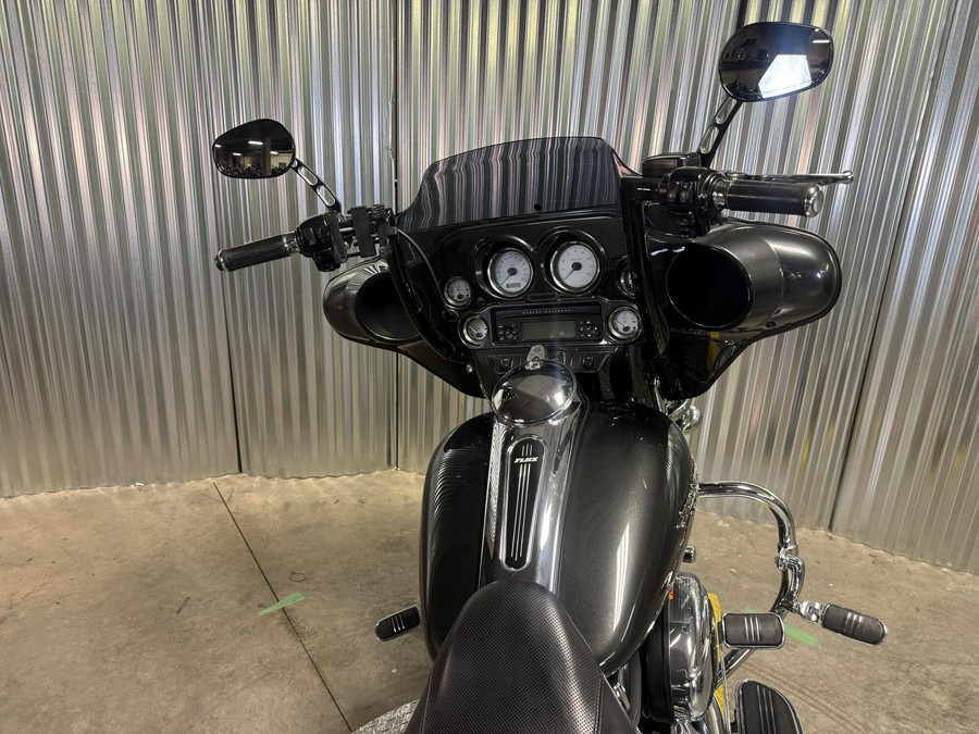 2009 Harley-Davidson Street Glide BLACK PEARL