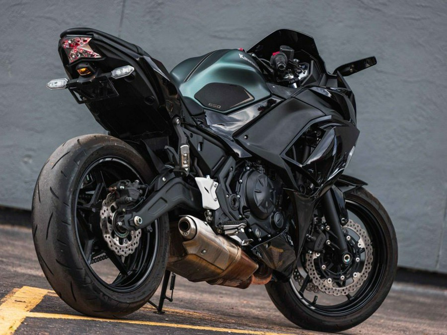 2025 Kawasaki Ninja® 650 Base