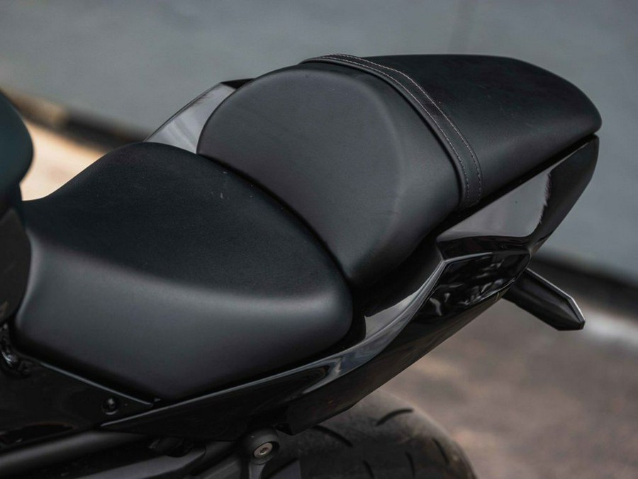 2025 Kawasaki Ninja® 650 Base