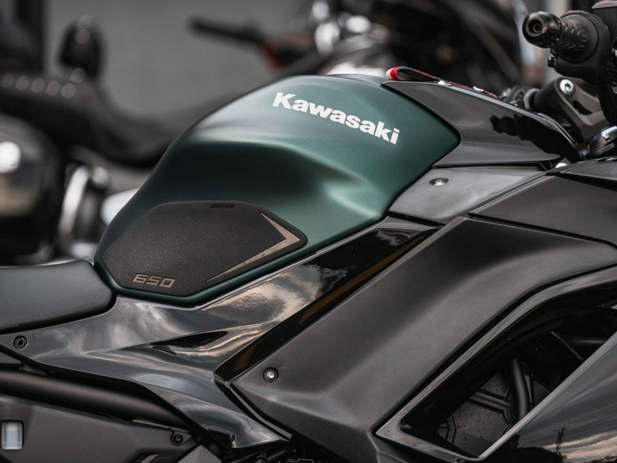 2025 Kawasaki Ninja® 650 Base
