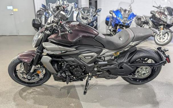 2026 Ducati XDVLV4