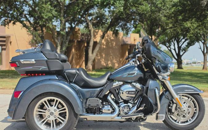 2015 Harley-Davidson® Tri Glide® Ultra