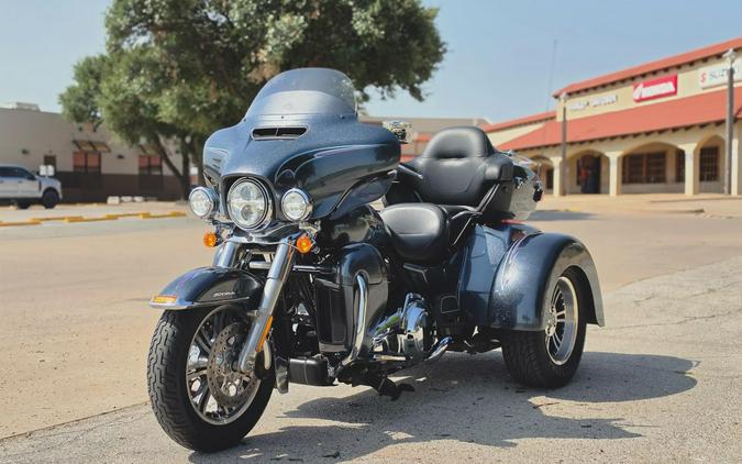 2015 Harley-Davidson® Tri Glide® Ultra