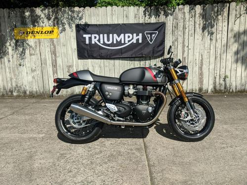 2020 Triumph Thruxton RS Review (17 Fast Facts)